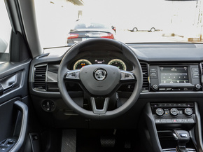 斯柯达  TSI330 方向盘