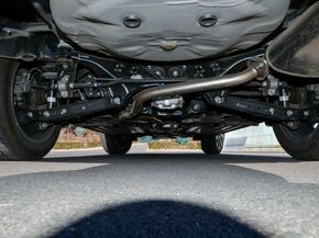 斯巴鲁  2.5i 底盘