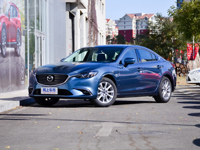 一汽马自达  2.0L 左前正45度