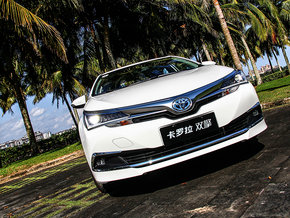 新款卡罗拉双擎内饰 5679245e26eb4.jpg