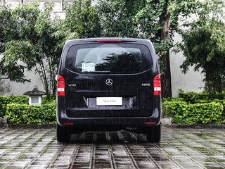 福建奔驰  2.0T 正后