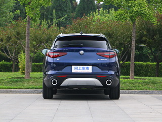 阿尔法.罗密欧 2.0T 280HP 正后