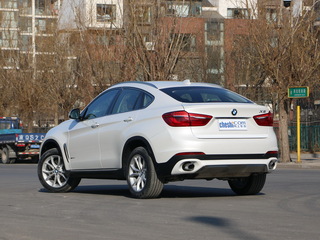 宝马(进口)  xDrive35i 左后正45度