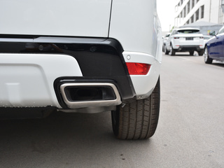 路虎  3.0 V6 锋尚创世版 右后雾灯