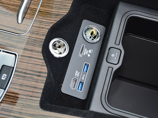 路虎  3.0 V6 SC Vogue