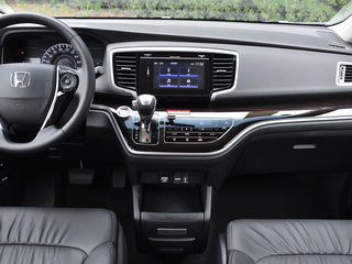 广汽本田  2.4L 中控台