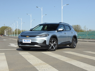 雪佛兰   左前正45度