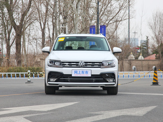 上汽大众  330TSI 正前