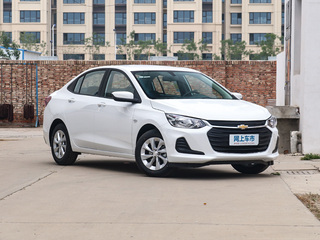 雪佛兰（国产）  325T 右前正45度