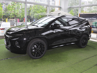 雪佛兰（国产）  轻混 650T RS Twin-Clutch四驱7座 正左侧