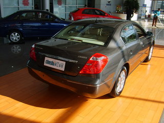 别克 君越 2008款 右后45度俯视 