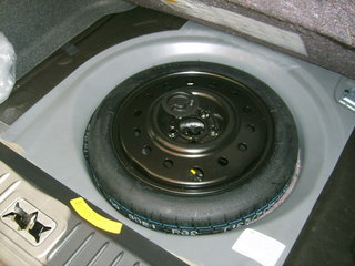 别克 君越 2008款 备胎及工具 局部