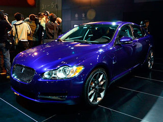 2011款 3.0 自动 V6 75周年纪念版 2011款 3.0 自动 V6 75周年纪念版