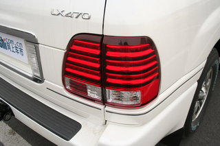 LX470