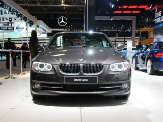 2011款 335i 3.0T 敞篷轿跑车 2011款 335i 3.0T 敞篷轿跑车