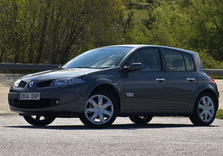 2006款 2.0L 手动 SEDAN 2006款 2.0L 手动 SEDAN