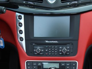 玛莎拉蒂 GranCabrio