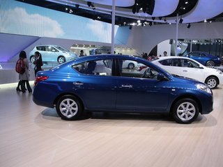 2011款 1.5L CVT XV尊贵版 2011款 1.5L CVT XV尊贵版