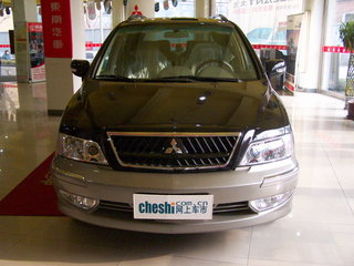 2006款 2.4L 手动 SEi 7座豪华型 2006款 2.4L 手动 SEi 7座豪华型
