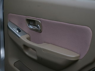 陆风 陆风X6 2.0 MT 超值版局部