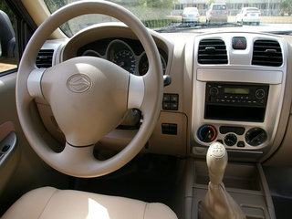 陆风 陆风X6 2.0 MT 超值版局部