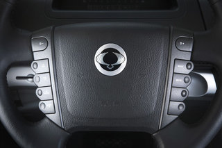 韩国双龙 路帝RODIUS