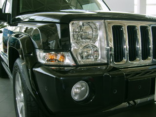 2007款 4.7 自动 4X4 限量版 7座 2007款 4.7 自动 4X4 限量版 7座