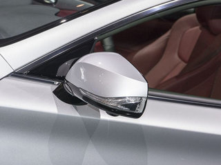 英菲尼迪Q60图片