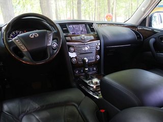 QX56 5.6 AT 2011款 试驾