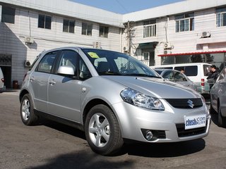 2011款 1.8L 手动 运动型(改款) 2011款 1.8L 手动 运动型(改款)