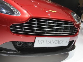 阿斯顿·马丁V8 Vantage图片