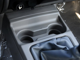 2012款 2.8T 手动 两驱商务版