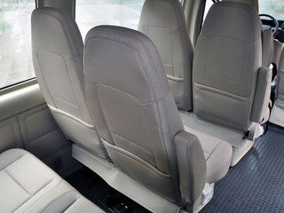2013款 2.4T 柴油 豪华型长轴中顶Duratorq