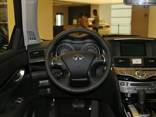 2015款 英菲尼迪Q70L