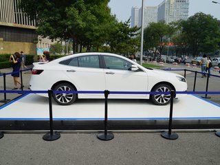 2016款 奔腾B70