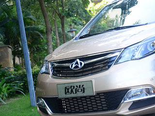 长安欧尚A600图片