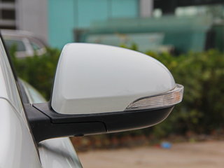 海马M6图片