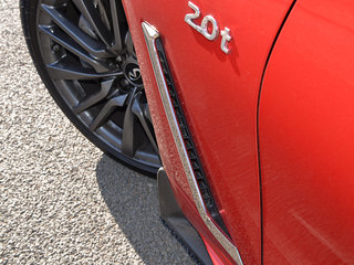 英菲尼迪Q60图片