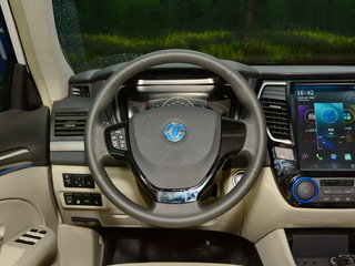 东风风神E70图片