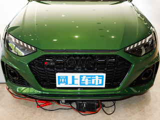 奥迪RS4图片