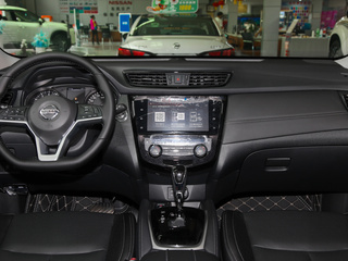 奇骏·荣耀图片