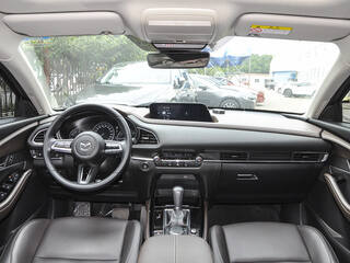 马自达CX-30图片