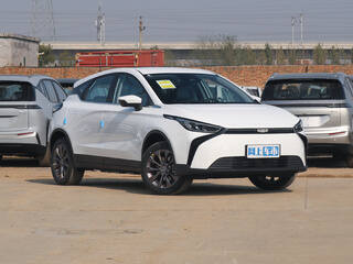 吉利几何M6图片