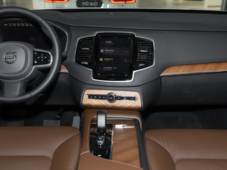 沃尔沃XC90图片