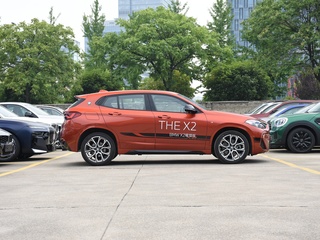 宝马X2 xDrive 25i 2023款 曜熠版