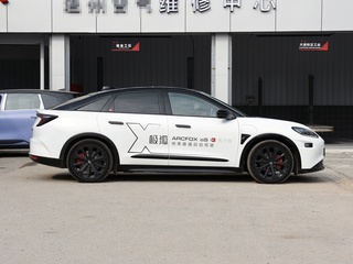 极狐 阿尔法S(ARCFOX αS)图片