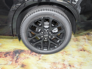 雪佛兰开拓者图片