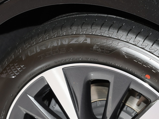 雷克萨斯LS图片