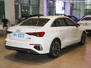 奥迪A3 Sportback 35TFSI 时尚型 S 2025款 line