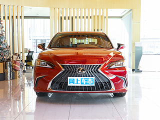 雷克萨斯ES图片